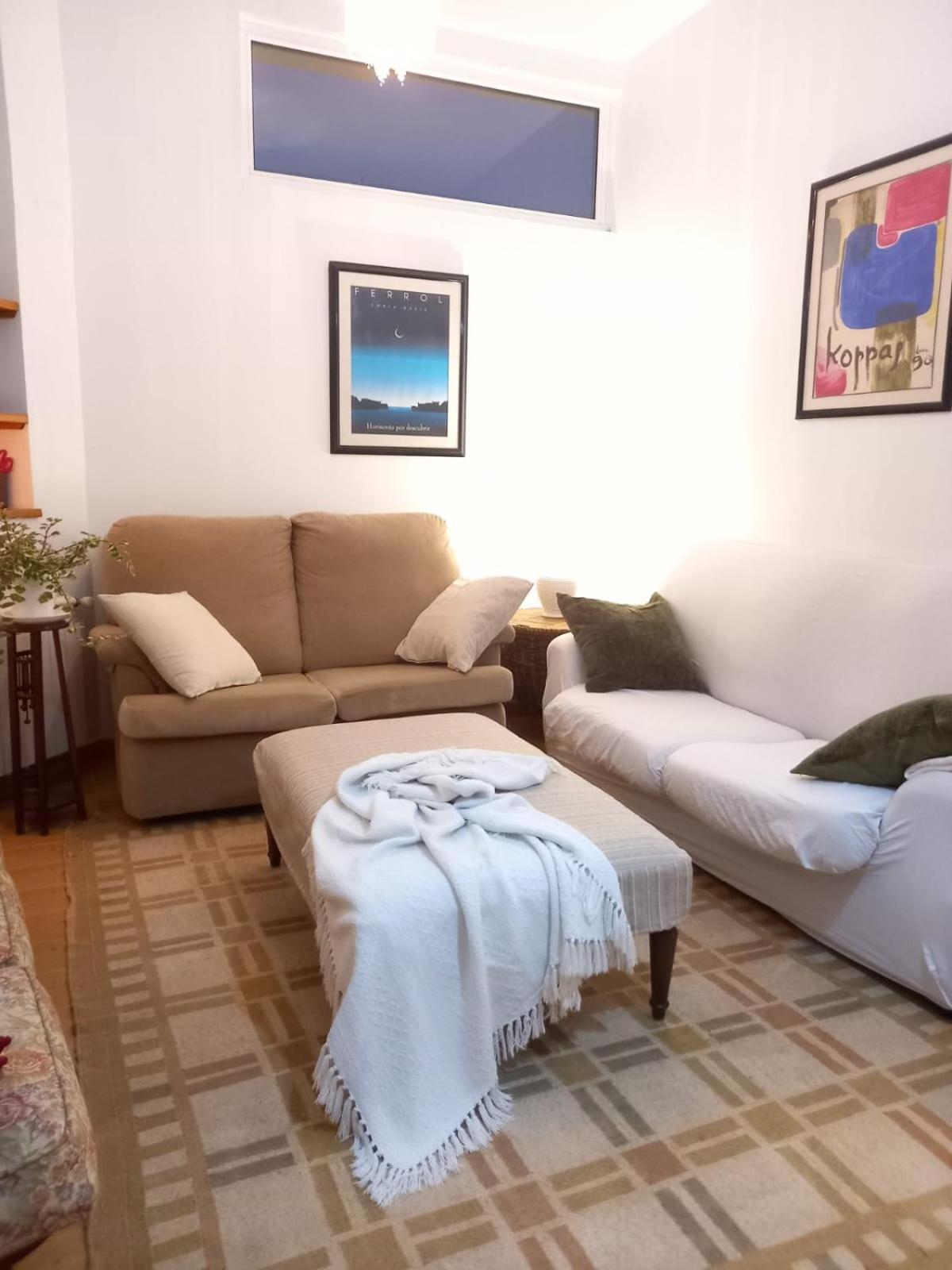 Apartamento Con Pequeno Jardin En El Centro Ferrol Esterno foto